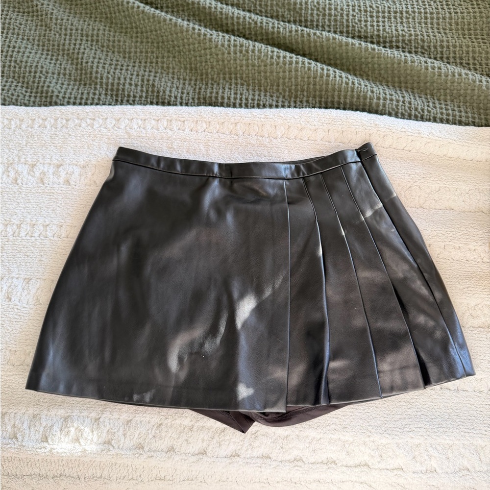 Dynamite Black Faux Leather Mini Skirt